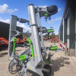 Zocon onderzaaier voor doorzaaien van grasland bij KWAST Agri-Service in Almelo